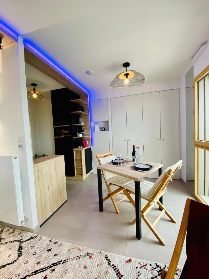 Studio Bel Mod Mont D'Or - Belvedere Moderne リヨン エクステリア 写真