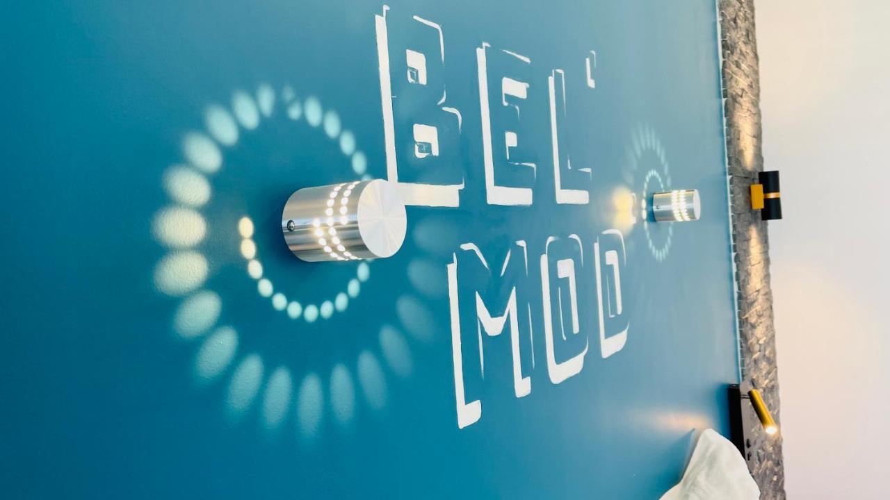 Studio Bel Mod Mont D'Or - Belvedere Moderne リヨン エクステリア 写真